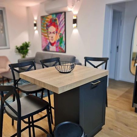 Sunshine Suites By The Sea Eilat 3 Min Walk To The Beach Екстериор снимка