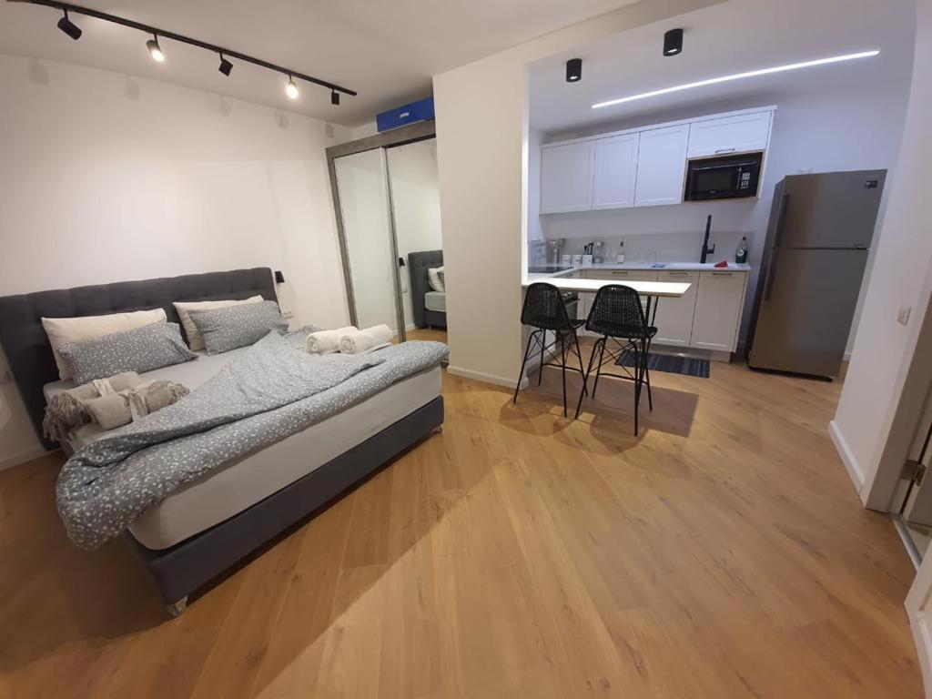 Sunshine Suites By The Sea Eilat 3 Min Walk To The Beach Екстериор снимка